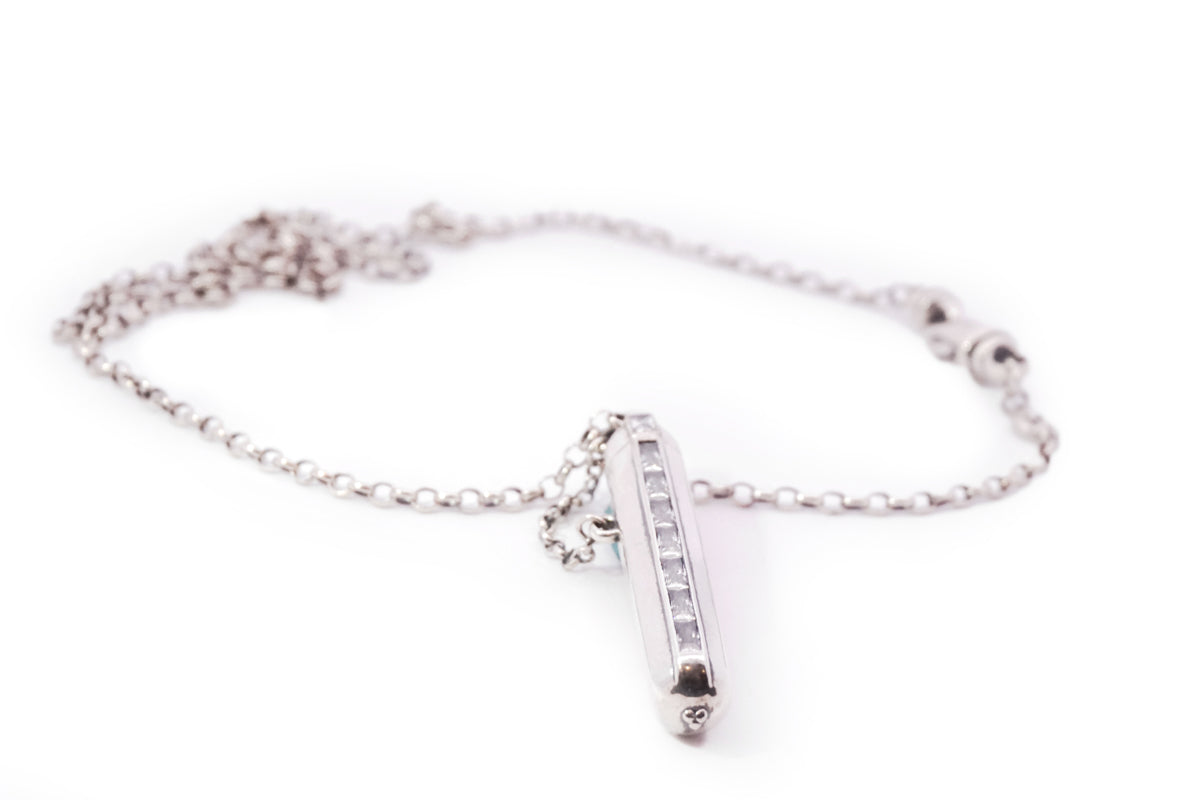 KERALA VERTICAL WITH DIAMONDS